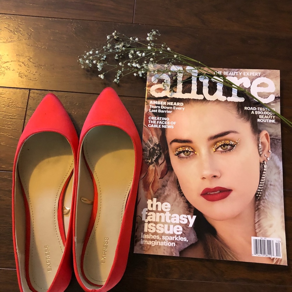 Express red/ orange flats. Size 8